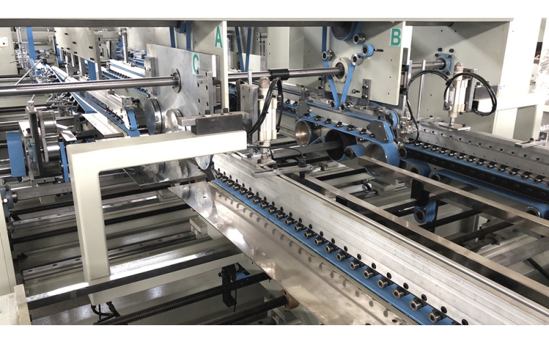 粘箱机、钉箱机与糊钉一体机相比哪个好呢？看完这些你就懂了！